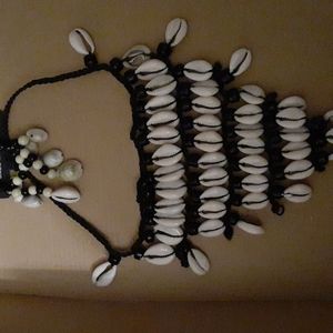 Vintage Natural Cowrie Shell Necklace and Earring Set